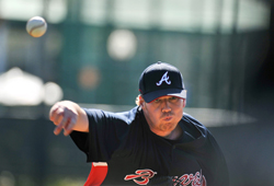 Ex-Knight Tommy Hanson of Atlanta Shuts Down Red Sox.